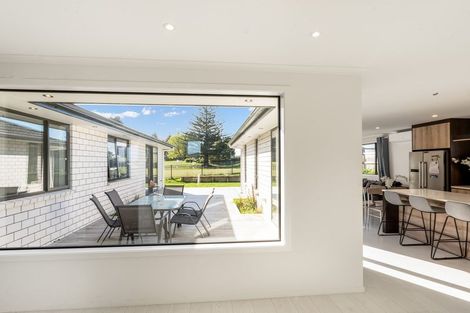 Photo of property in 79 Murray Ward Drive, Te Kauwhata, 3710