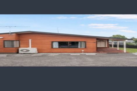 Photo of property in 2/62 Weymouth Road, Manurewa, Auckland, 2102