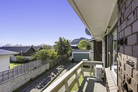 Photo of property in 8 Sutherland Avenue, Mount Maunganui, 3116