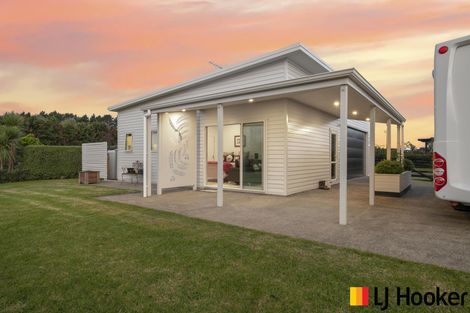 Photo of property in 2 Capriole Crescent, Kingseat, Papakura, 2580