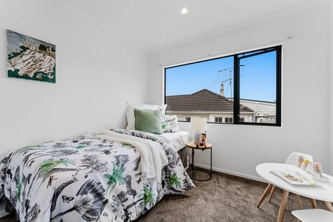 Photo of property in 9a Brightside Road, Stanmore Bay, Whangaparaoa, 0932