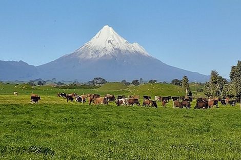 Photo of property in 396 Cape Road, Pungarehu, Opunake, 4685