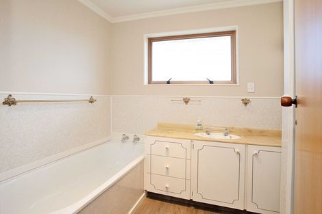 Photo of property in 19 Willis Street, Grasmere, Invercargill, 9810