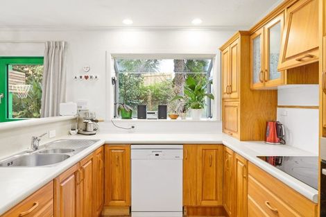 Photo of property in 50 Cambridge Road, Hillcrest, Hamilton, 3216