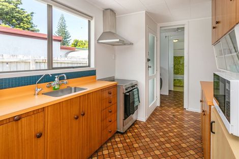 Photo of property in 17 Mako Avenue, Whiritoa, Whangamata, 3691