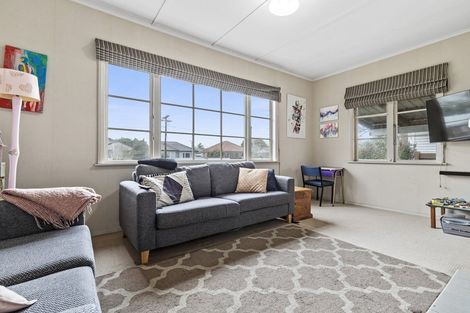 Photo of property in 6 Saint Olpherts Avenue, Hamilton East, Hamilton, 3216