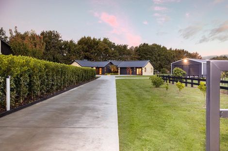 Photo of property in 9 South Oaks Close, Pukemoremore, Cambridge, 3493