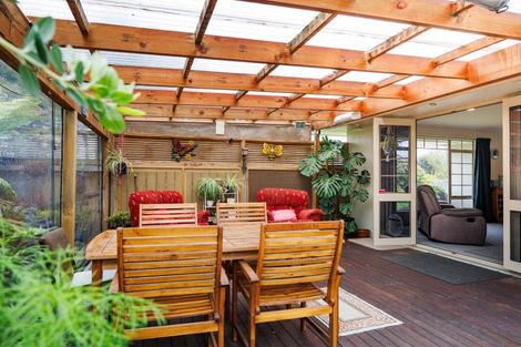 Photo of property in 27 Leander Place, Milson, Palmerston North, 4414