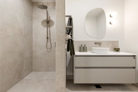 Photo of property in 1/2 Woodstock Road, Fairfield, Hamilton, 3214