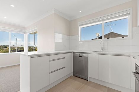 Photo of property in 23a Luton Avenue, Sunnyhills, Auckland, 2010