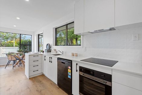 Photo of property in 33 Martbern Crescent, Bishopdale, Christchurch, 8053