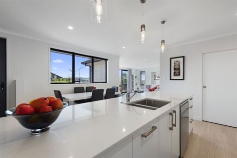 Photo of property in 1 Te Ranga Memorial Drive, Pyes Pa, Tauranga, 3112