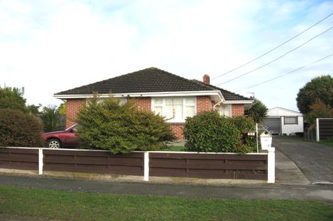 Photo of property in 25 Fenchurch Street, Northcote, Christchurch, 8052