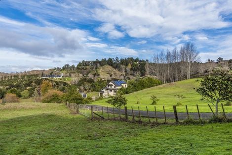 Photo of property in 39 Sandstone Road, Whitford, Manurewa, 2576