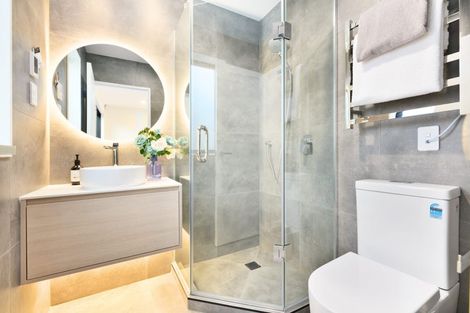 Photo of property in 24f Essex Street, Te Atatu South, Auckland, 0610