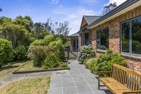 Photo of property in 2 Crestview Grove, Belmont, Lower Hutt, 5010