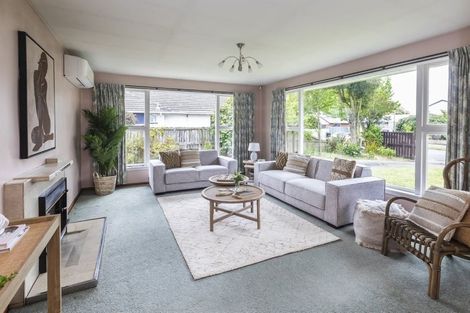 Photo of property in 61 Westburn Terrace, Burnside, Christchurch, 8041