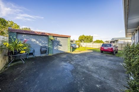 Photo of property in 21 Gainsborough Street, Manurewa, Auckland, 2102