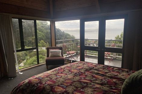 Photo of property in 14 Marama Terrace, Eastbourne, Lower Hutt, 5013