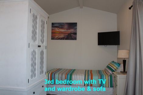 Photo of property in 38 Henson Road, Whitford, Howick, 2571