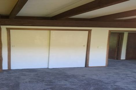 Photo of property in 2/21 Malters Place, Browns Bay, Auckland, 0630