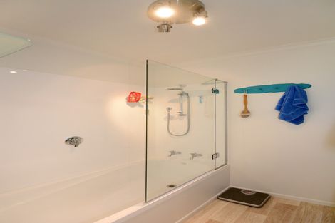 Photo of property in 84 Hocken Street, Kenmure, Dunedin, 9011