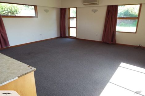 Photo of property in 71 Yaldhurst Road, Sockburn, Christchurch, 8042