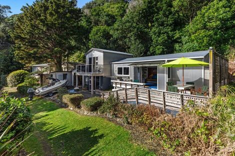Photo of property in 2/8331 State Highway 35, Whanarua Bay, Te Kaha, 3199