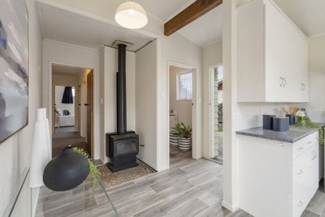 Photo of property in 41 Somerset Crescent, Highbury, Palmerston North, 4412