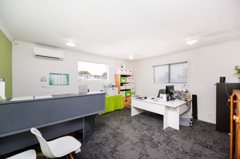 Photo of property in 8 Green Road, Matakana, Warkworth, 0985