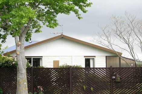 Photo of property in 24 Te Maru Place, Redwood, Christchurch, 8051