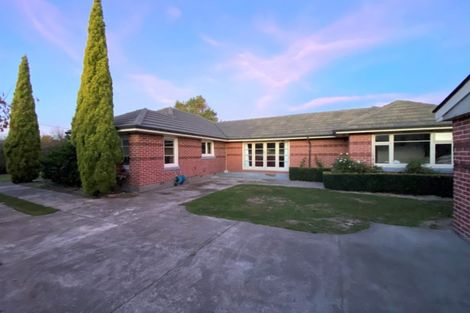 Photo of property in 35 Mappleton Avenue, Burnside, Christchurch, 8053
