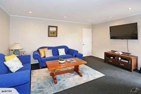 Photo of property in 3 Glenross Drive, Wattle Downs, Auckland, 2103