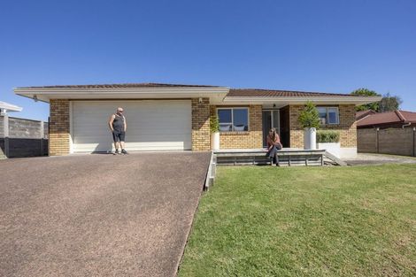 Photo of property in 19 Merlot Heights, Huapai, Kumeu, 0810