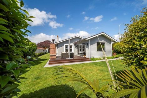 Photo of property in 1 Bell Street, Welbourn, New Plymouth, 4310