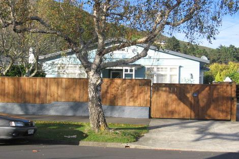 Photo of property in 30 Norton Park Avenue, Fairfield, Lower Hutt, 5011