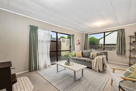 Photo of property in 5a Diamond Street, Pukehangi, Rotorua, 3015