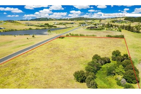 Photo of property in 14 Daniel Parade, Mangawhai, Wellsford, 0975