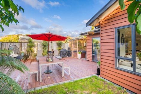 Photo of property in 50a Renown Road, Raumati South, Paraparaumu, 5032