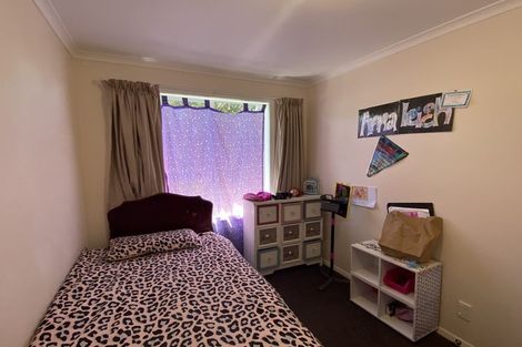 Photo of property in 18a Hutchins Street, Waitara, 4320