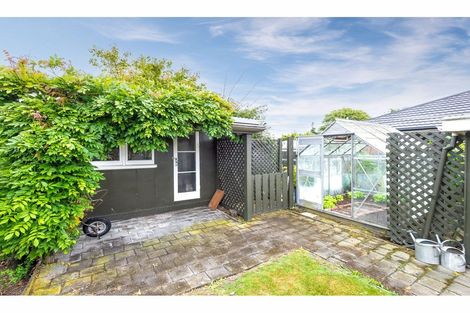 Photo of property in 15 Manuka Street, Mairehau, Christchurch, 8013