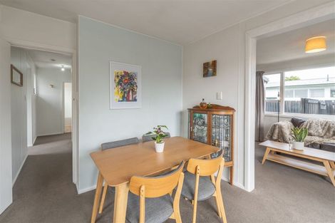 Photo of property in 35 Prestons Road, Redwood, Christchurch, 8051