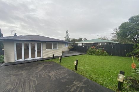 Photo of property in 4 Trojan Crescent, New Lynn, Auckland, 0600