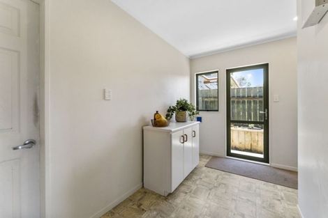 Photo of property in 5 Padstow Place, Camborne, Porirua, 5026