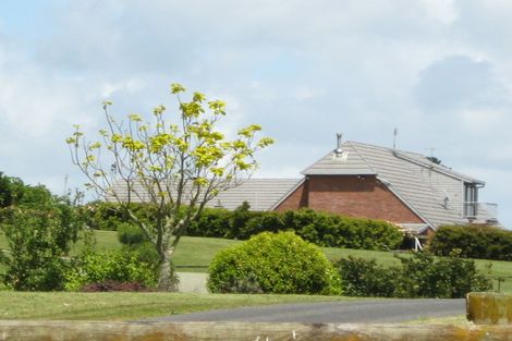 Photo of property in 24 Burberry Road, Karaka, Drury, 2578