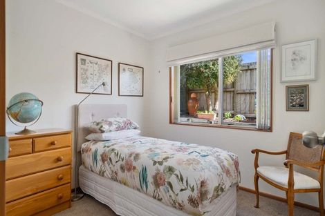 Photo of property in 16 Hidcote Place, Bethlehem, Tauranga, 3110