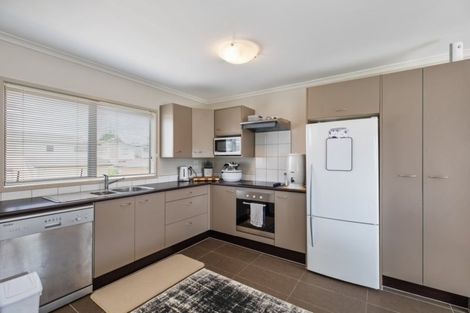 Photo of property in St Claire Village, 60/172 Mcleod Road, Te Atatu South, Auckland, 0610