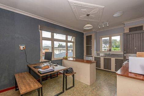 Photo of property in 36 Wood Street, Takaro, Palmerston North, 4410