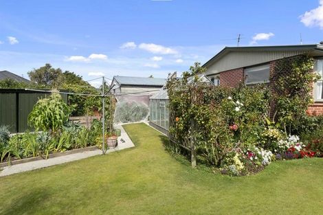 Photo of property in 90 Teesdale Street, Burnside, Christchurch, 8053