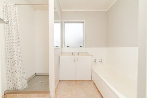 Photo of property in 9b Emma Place, Pukete, Hamilton, 3200